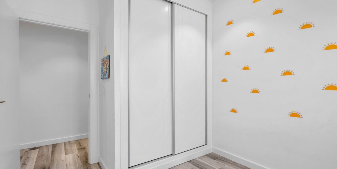 o_1je70sco4idj1jr3rgdsfn1pje41