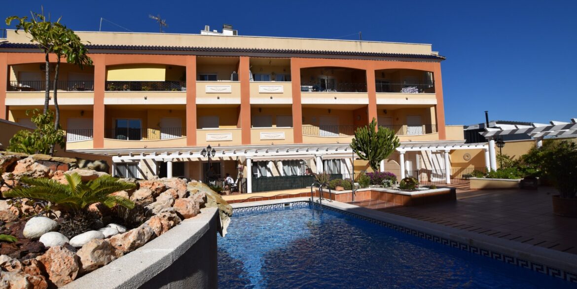 o_1jhm2bm901k3fl5jlf81r5d1llm43