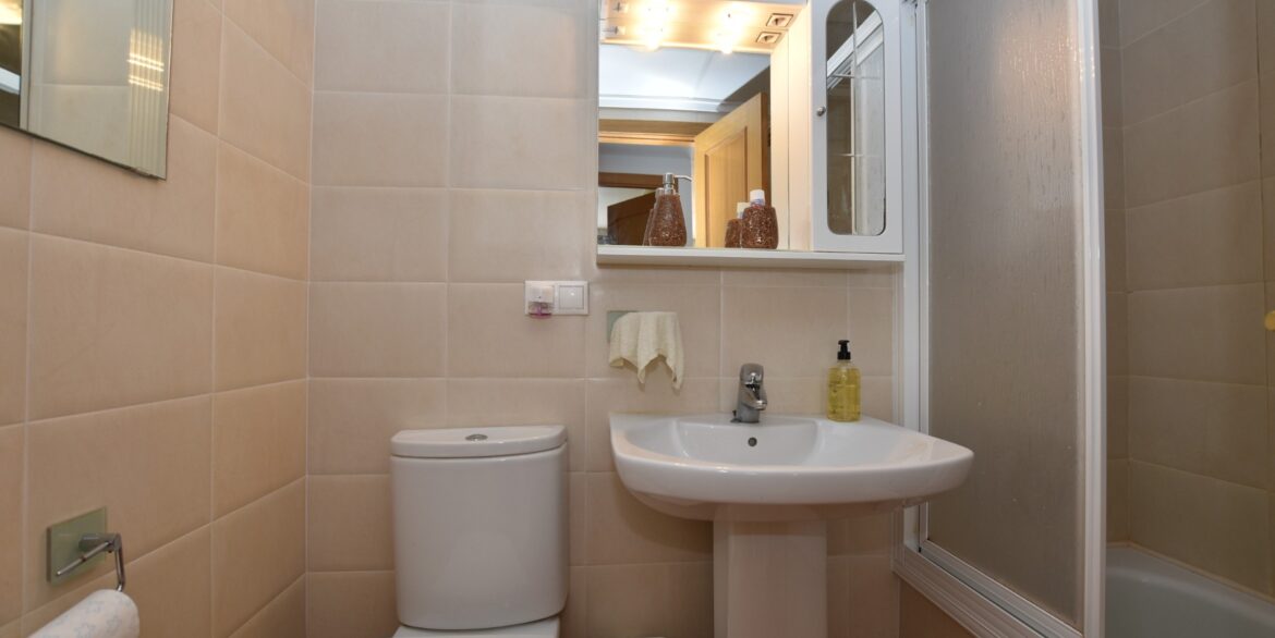 o_1jhm2bm901pafp715gi1bd11gfb3e