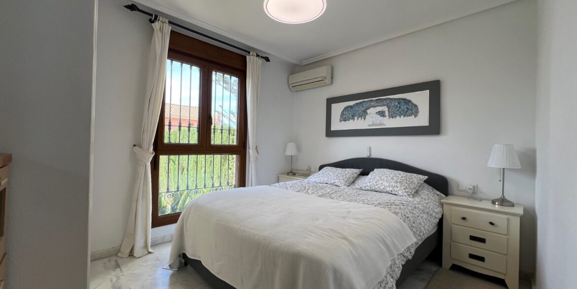 o_1jhqj8gfn1hef1gij1mqh1q0b18482v