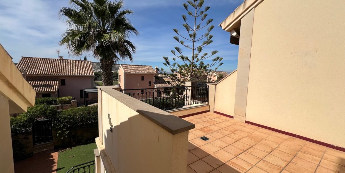 o_1jhqj8gfn1u1i17g61lj91bpakkc2g