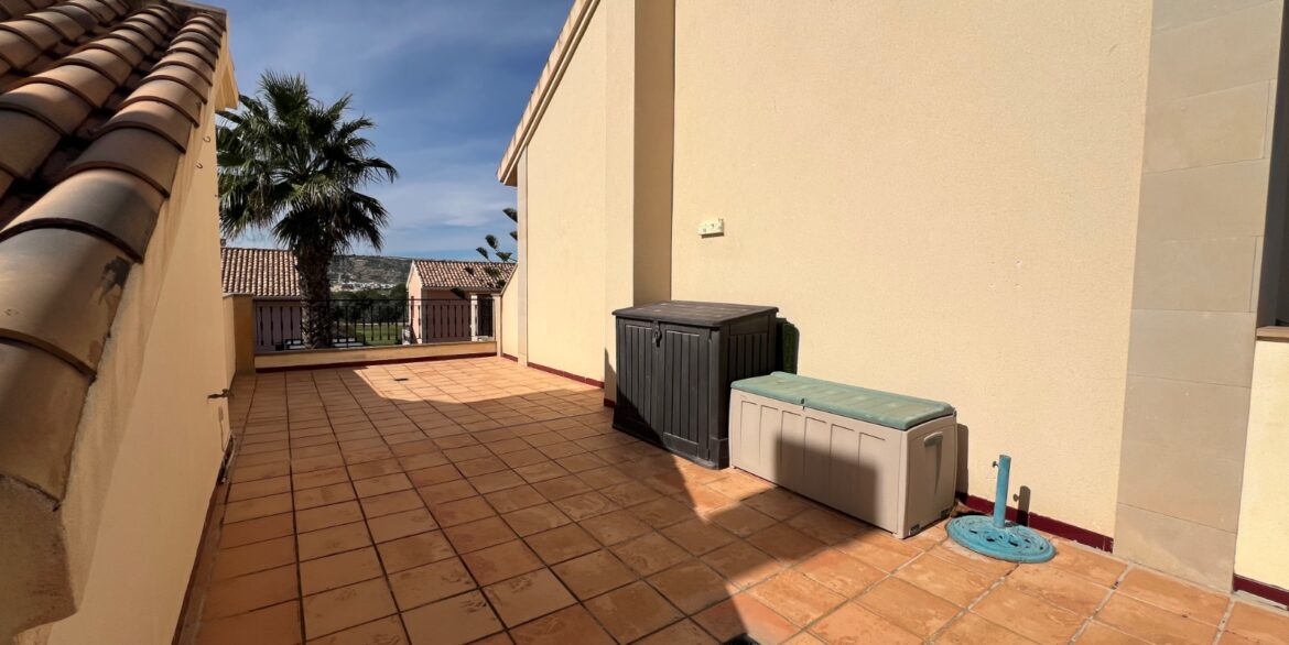 o_1jhqj8gfn1vfbb198lq18111m8t2k