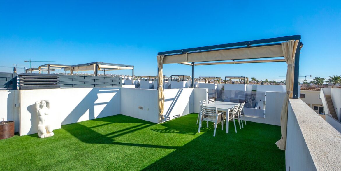 o_1jia9uf531ku1pus1vh515h84av32