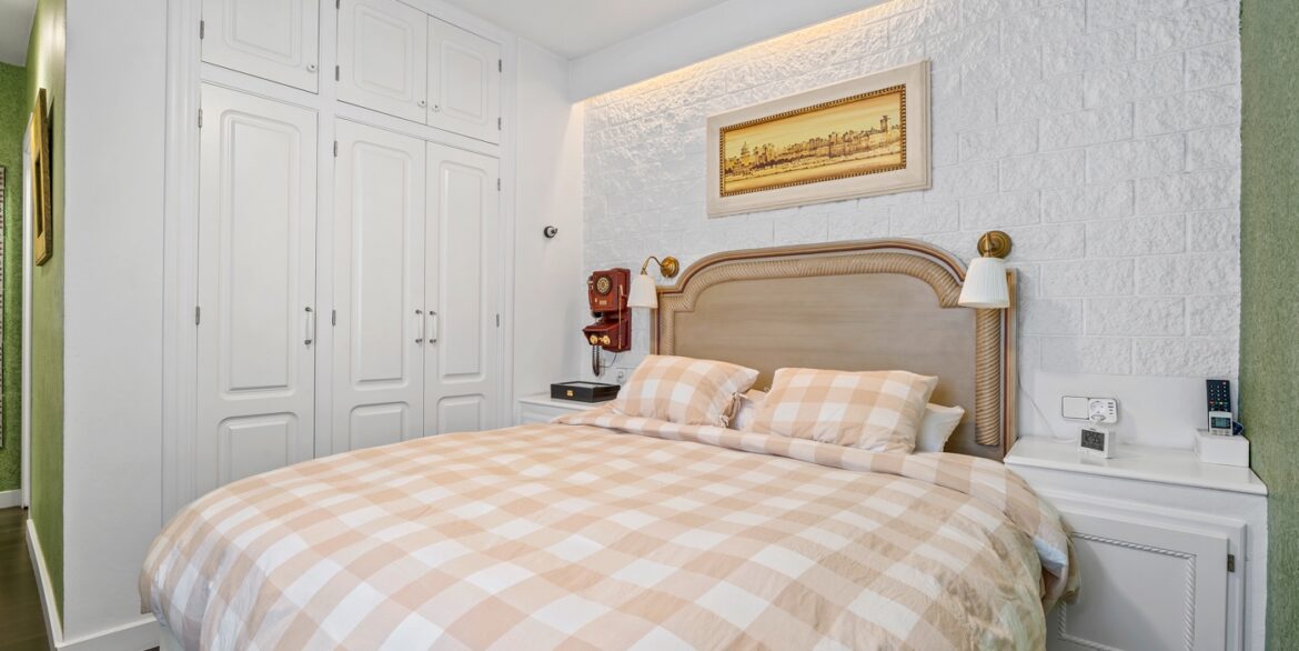 o_1jicif3101q6nn2p1gg5ts3jgt34