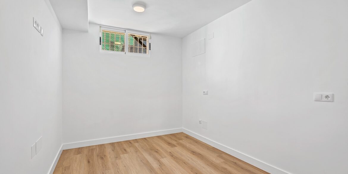 o_1jide5t1046h82ce7ob0668p3g