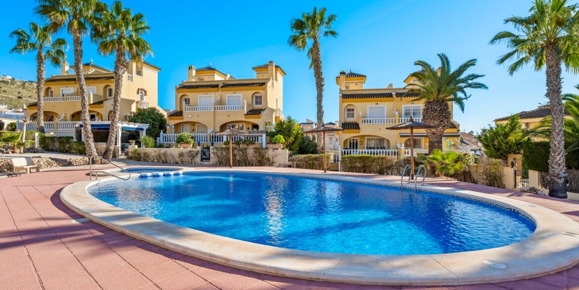 o_1jide5t10b3h18b3h8j16181ple2u