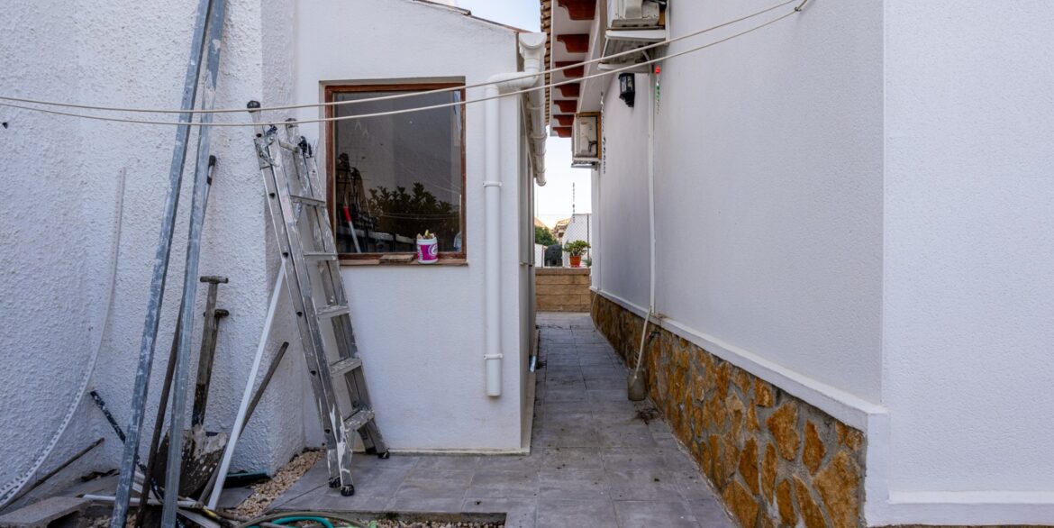 o_1jini97kb1l8k134v1gpq1o4q1aq14c