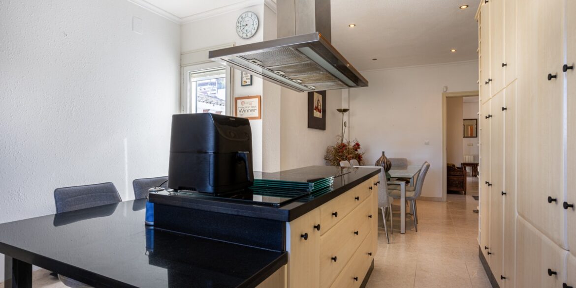 o_1jini97kb1tpg1ual373js312iu3i