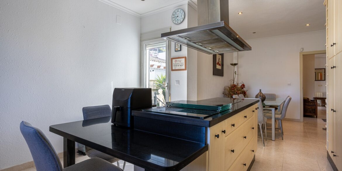 o_1jini97kbmka1mt6avb2571ibp3j