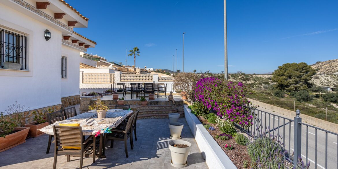 o_1jini97kbpftfpa6hi1cdegjv48