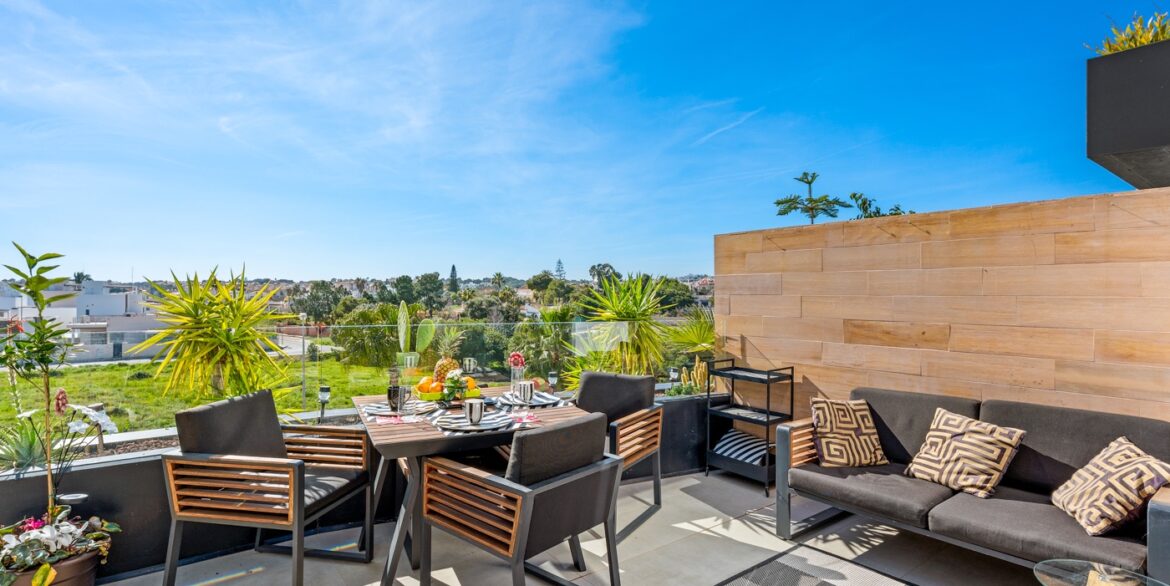 o_1jiq2frjk175e17jk130i1qmeh0b4h