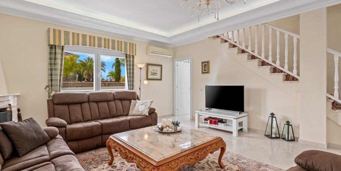 o_1jiv518271007eflngo1guv1u4847