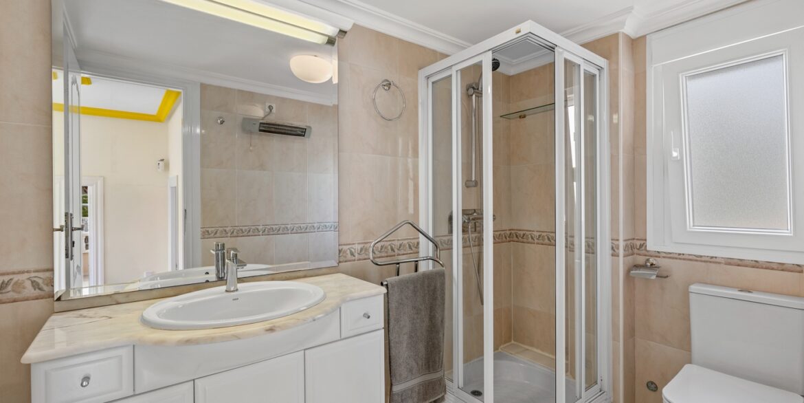 o_1jiv5182716op17mk1qd4g8514id52