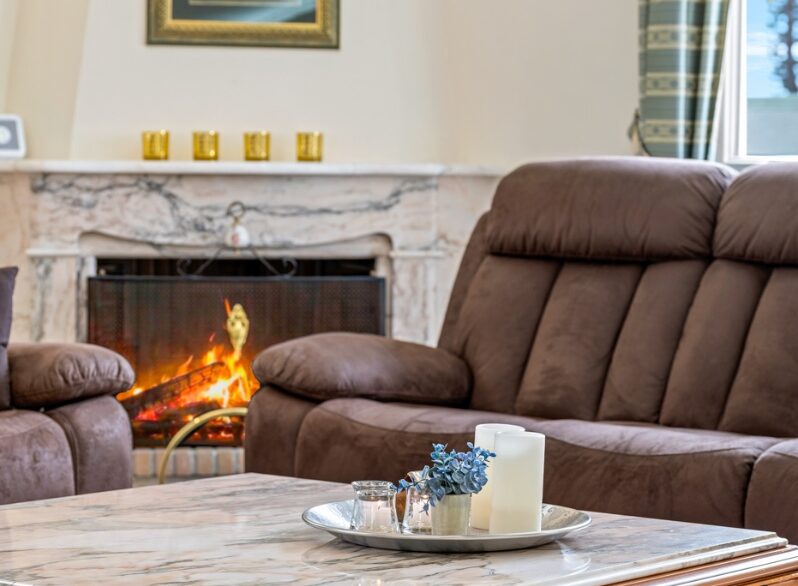 o_1jiv518271ejl17lg1rdh6bo1e4j4h