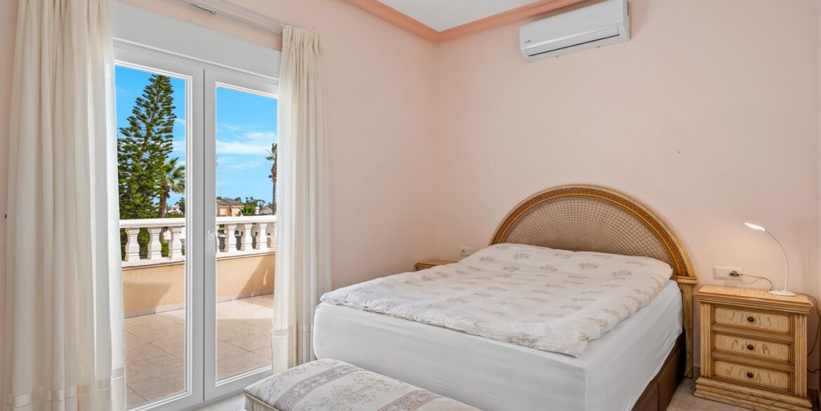 o_1jiv518271evdmbh1mogaoa1q9k4u