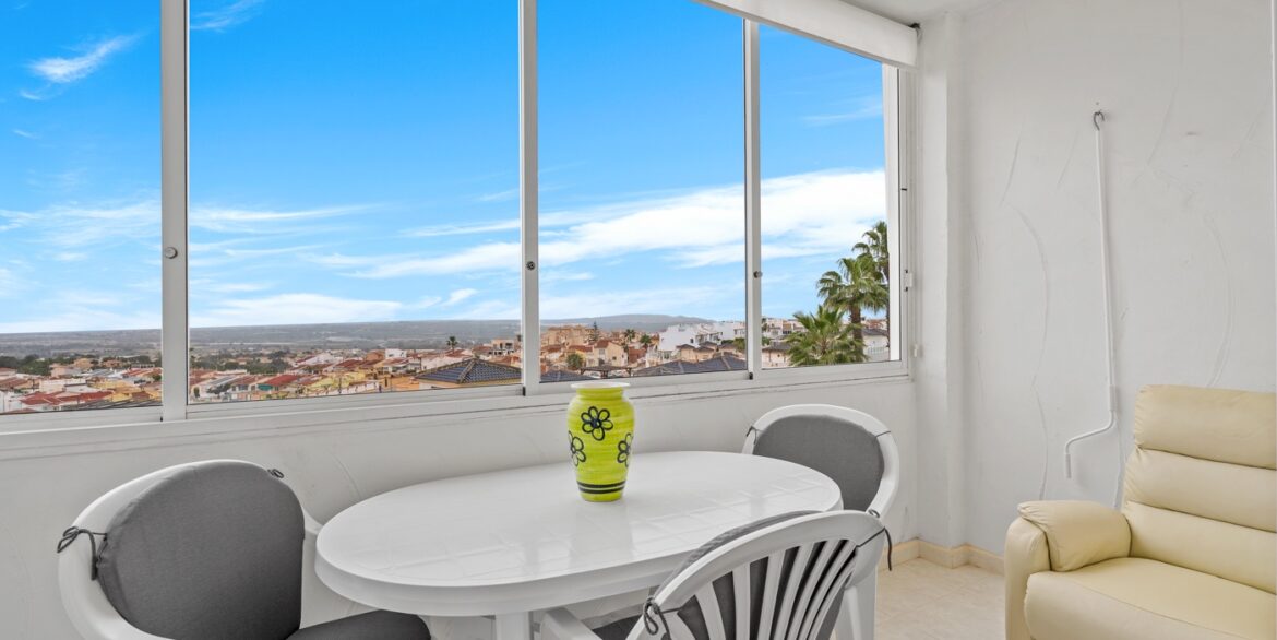 o_1jj1fb2t7can1ikvf5010ai2k82l