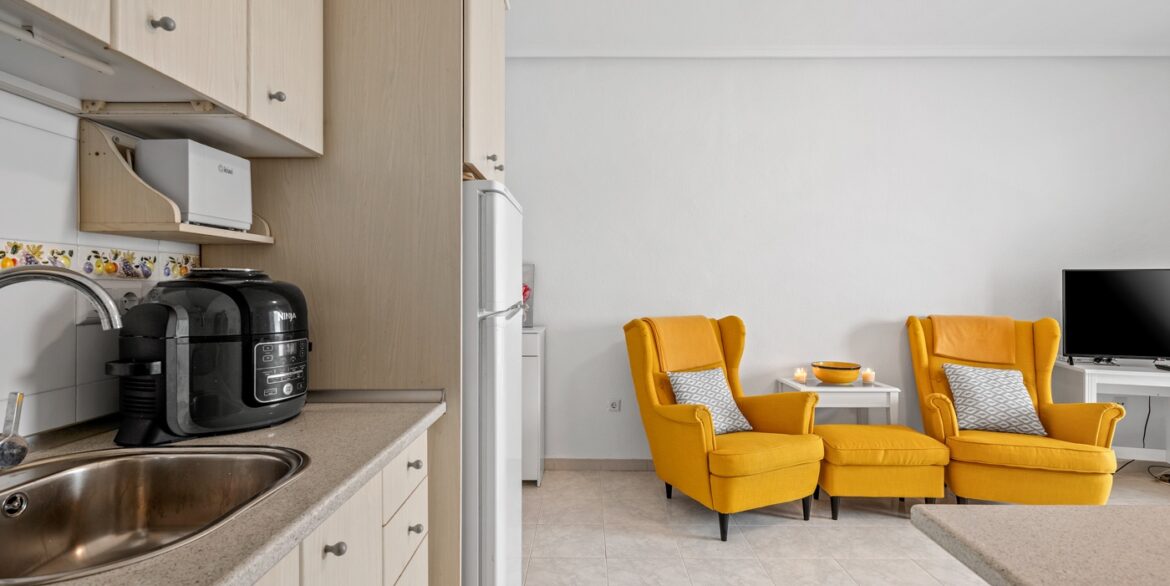 o_1jj1fb2t7uku4321mgs1q6q1jn12g