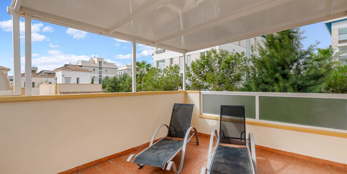 o_1jj96tuvb125jpcftd6h5c6c3a