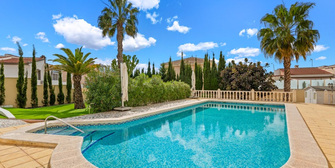 o_1jja695it7bnb13sl61d451o0j3r