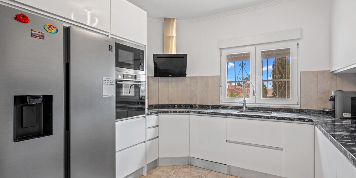 o_1jja695it86j1qh81oblkj8njb47