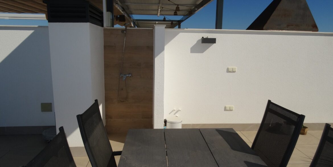 o_1jjc1ooevpvn1utj104a3cq17sq2k