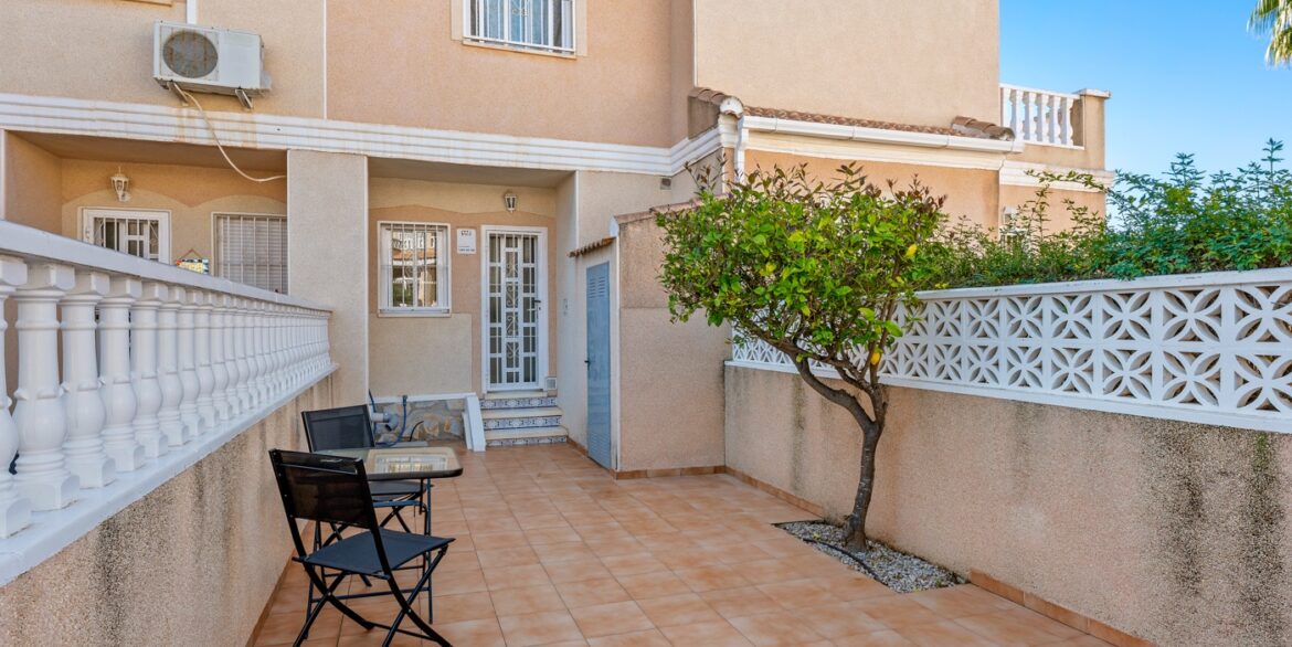 o_1jjph2j3t1mba4vj1fpm1i4f11gu2i