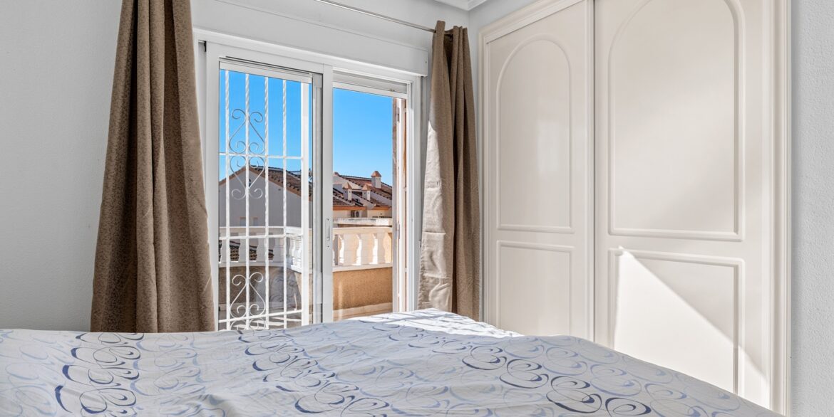 o_1jjph2j3tgi615r0ahvg5e1e1q2p