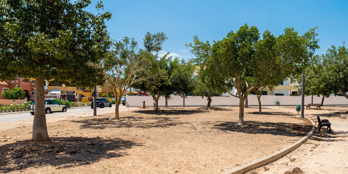 o_1jjqud01q16i91hkcv1i1q1ca230