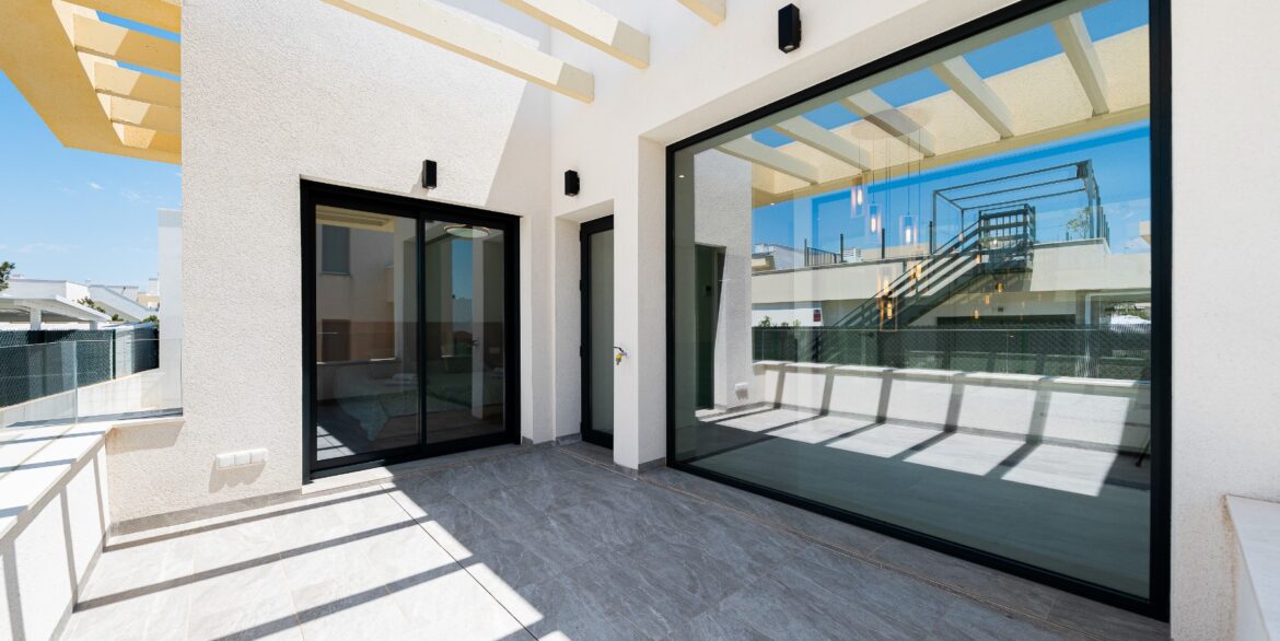 o_1jjqud01q9j0fnves61vd31k223d