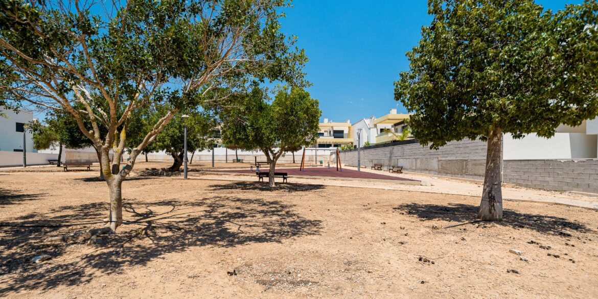 o_1jjqud01qpfn1ksf63q1e6d189332