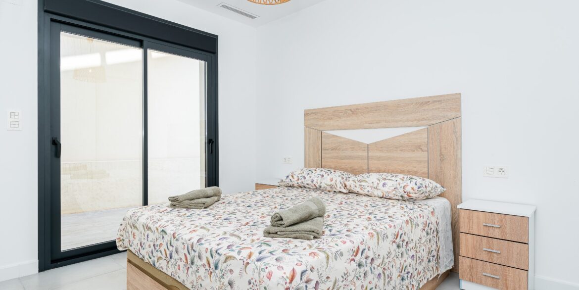 o_1jjqud01r1npm1h9h15dt15kf10003p