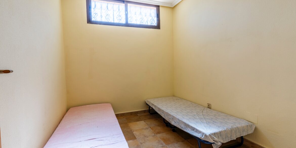 o_1jjrn5ibl1jl614etbn9idq4st2m