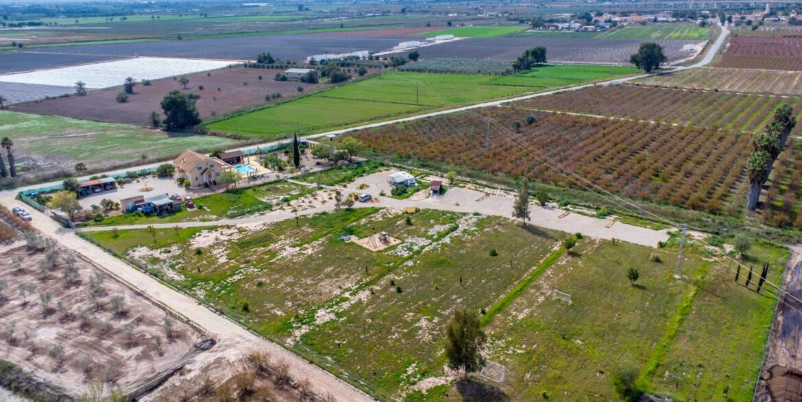 o_1jjrq68q3125h15p8dh0m61147e3g