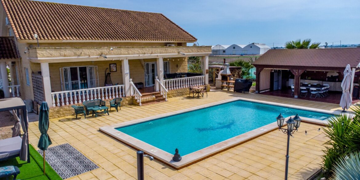 o_1jjrq68q31jjtenqcfu15d7u3i40