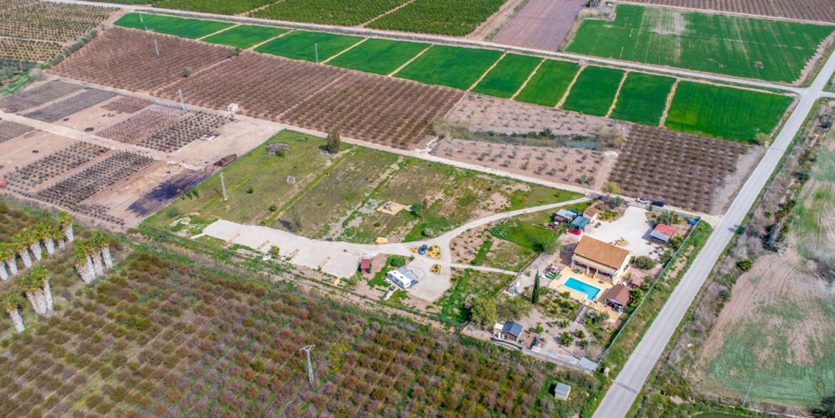 o_1jjrq68q31tnj10k4tr51usp1r1d3k