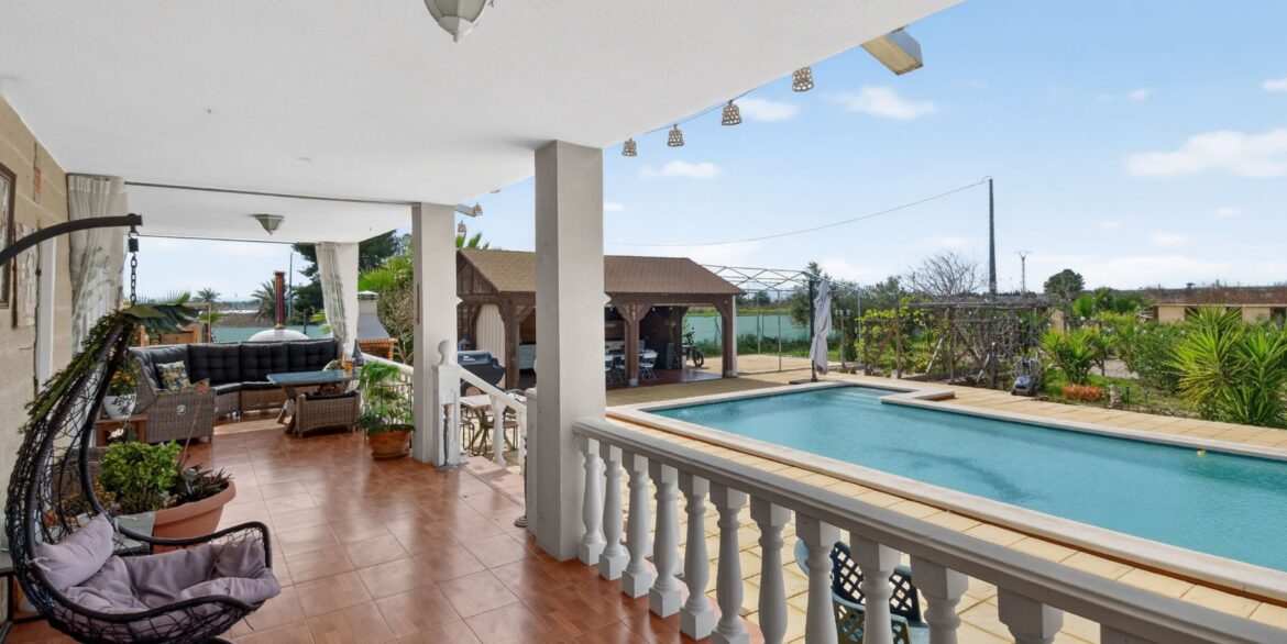 o_1jjrq68q3aam1jaf1atr7ia72o4u