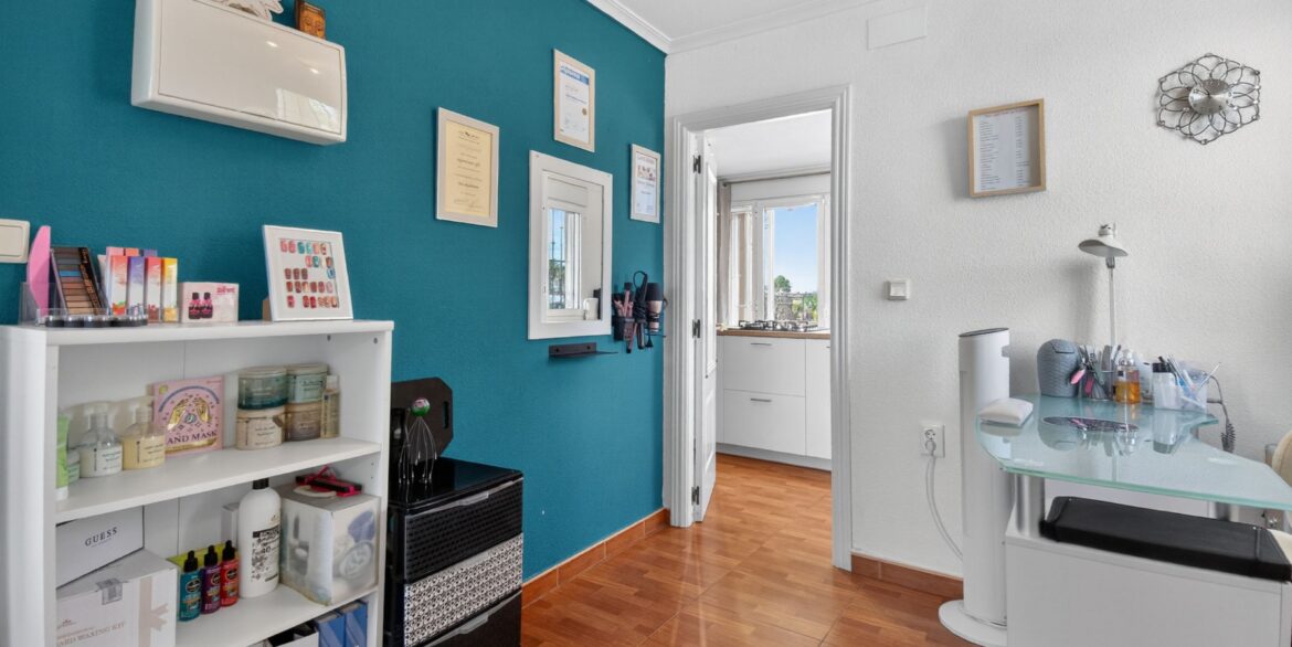 o_1jjrq68q3apnq7hoij1b3815d4k