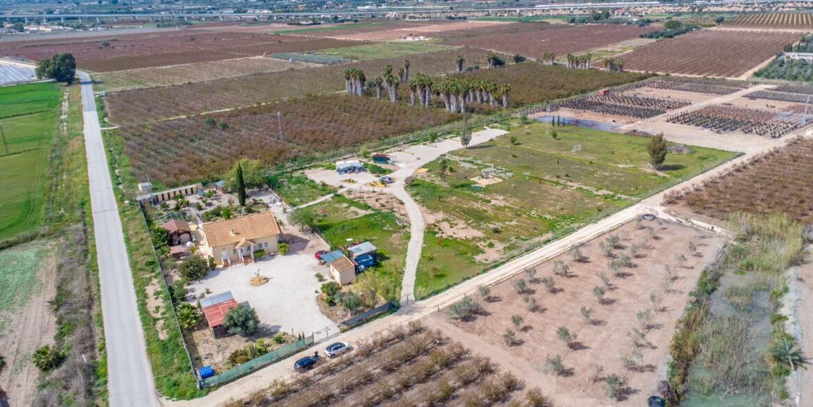 o_1jjrq68q3cq114fk1jr680m1hhr3f