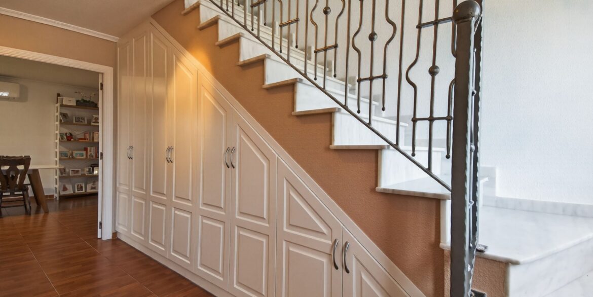 o_1jjrq68q3dnuef01qmh1d8i8i14e