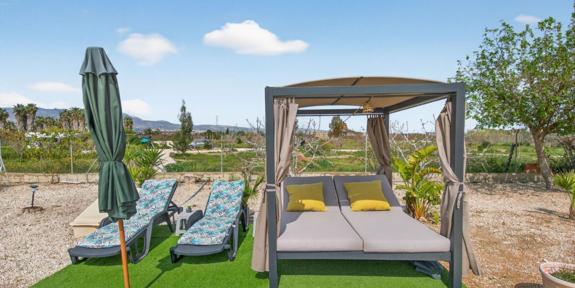 o_1jjrq68q3h64lc1b3n1nib1no14v