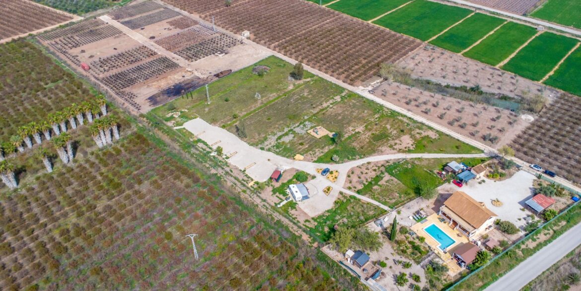 o_1jjrq68q3k3rmp6vfm6nfpgr3l