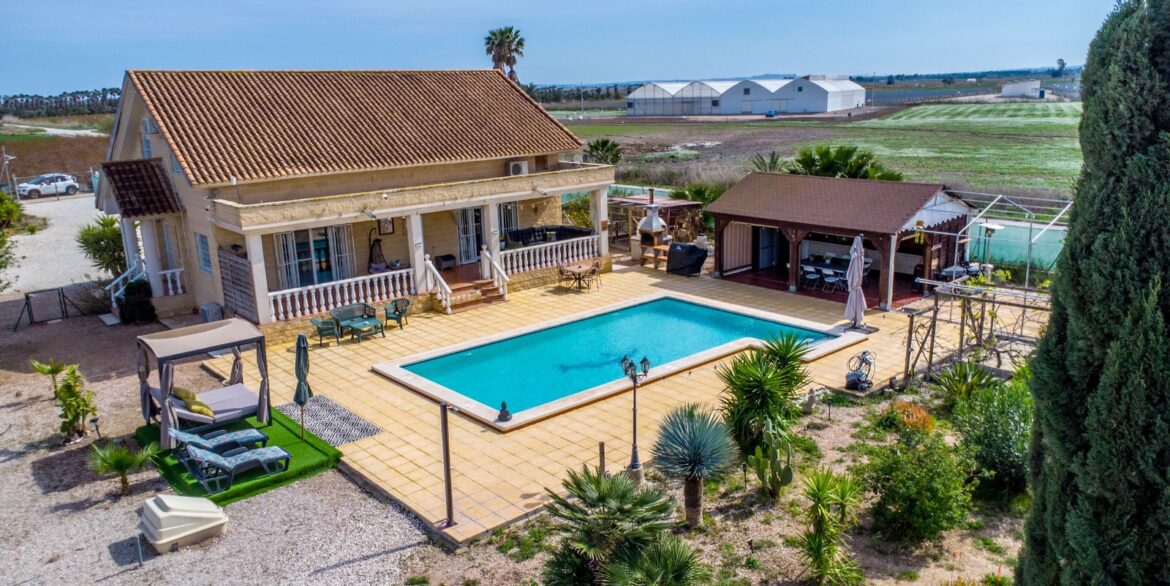 o_1jjrq68q3l2j4vnrot1dgi7ov3v