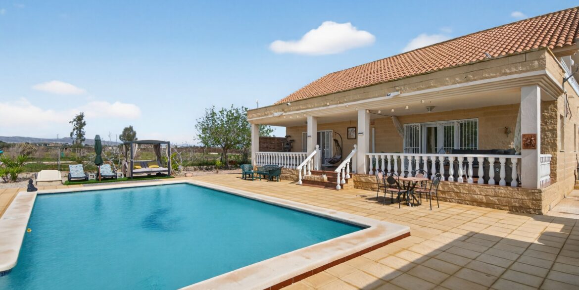 o_1jjrq68q41hsr16rf1c7p50m1v6356