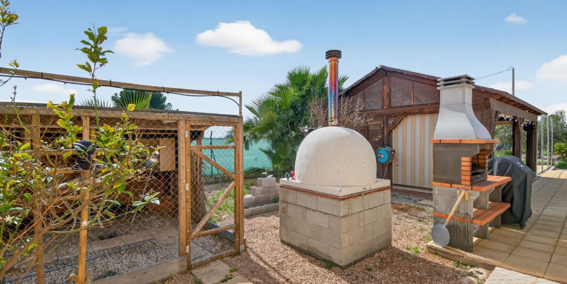 o_1jjrq68q41oao13d3s715kagf55