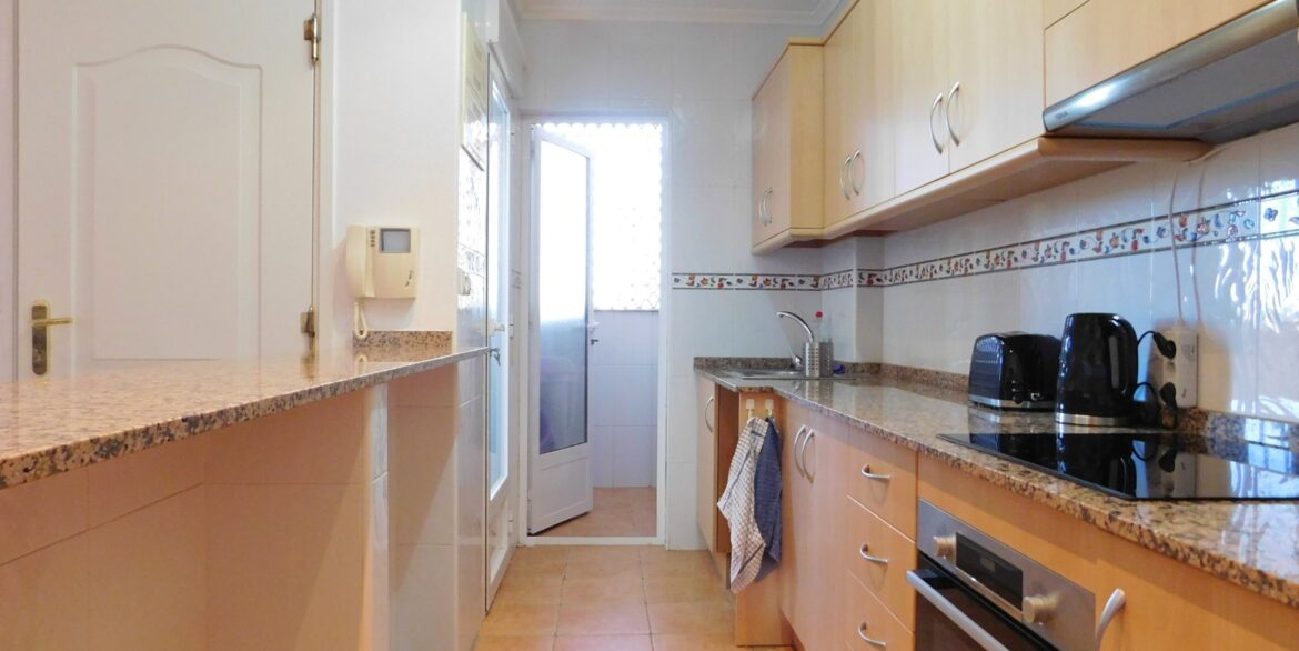 o_1jk0aegceafa1v4p7l0b4np4b2p