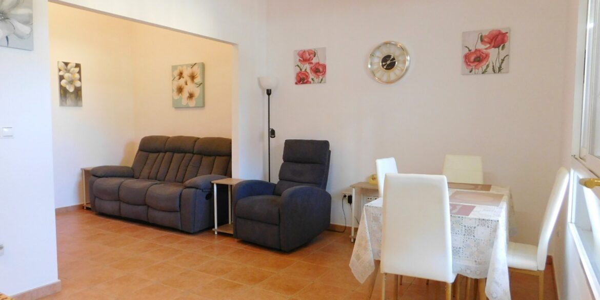 o_1jk0aegcegid7konqqql8lh02q