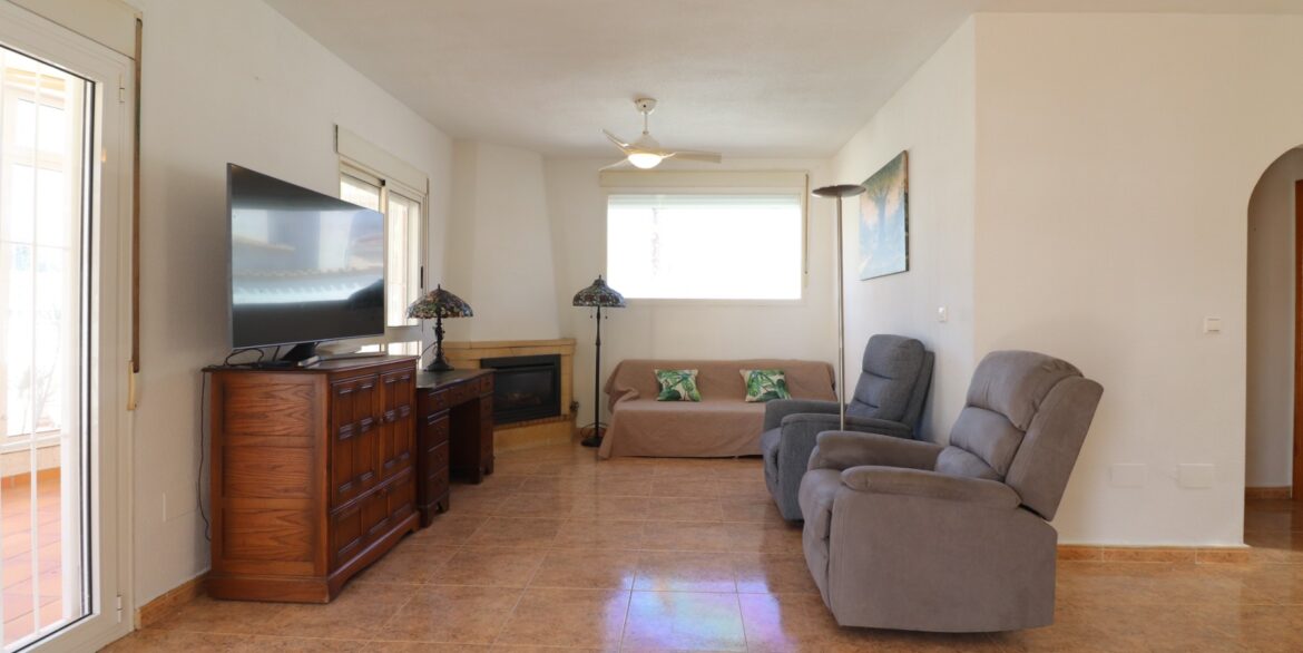 o_1jk5i2u1u39l3l41ggg1of41d4r24