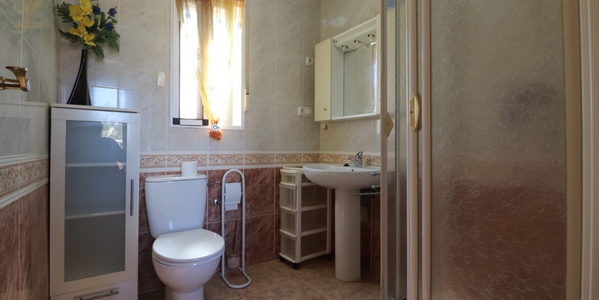 o_1jk5i2u1ukcp1d1k20e4m6172t2d