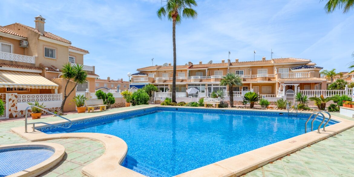 o_1jk6d6bho1itr15d97si16uo11ru1k