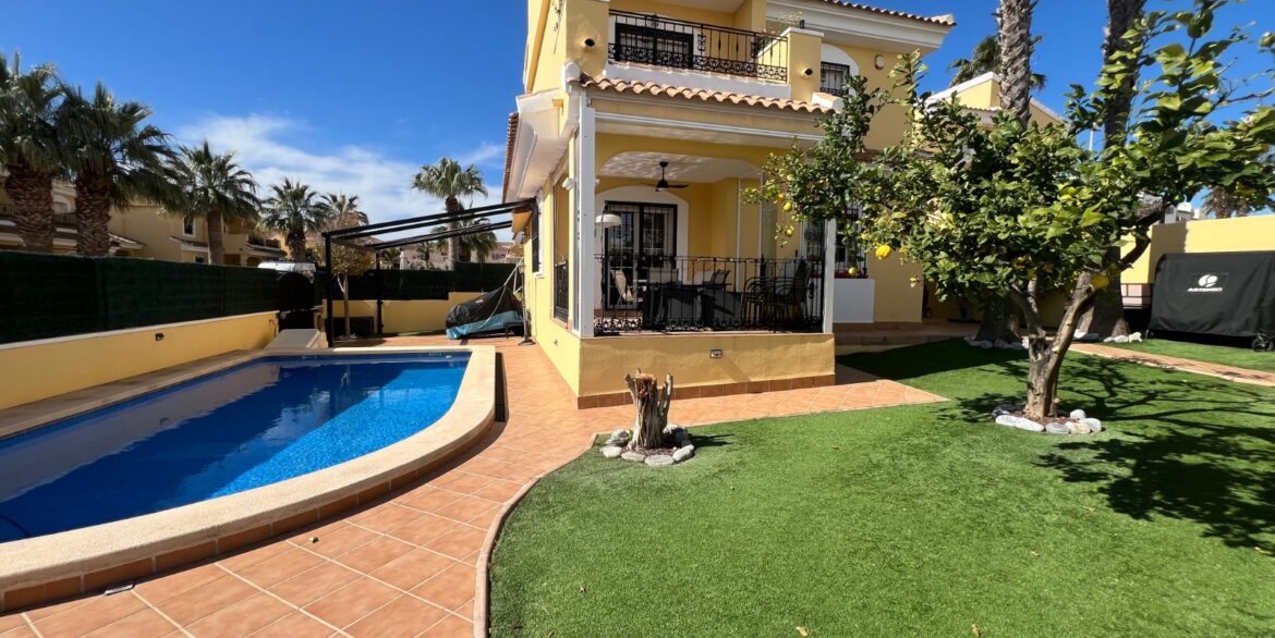 o_1jkd28g1712or5i5r8h1ltf1jjj2j